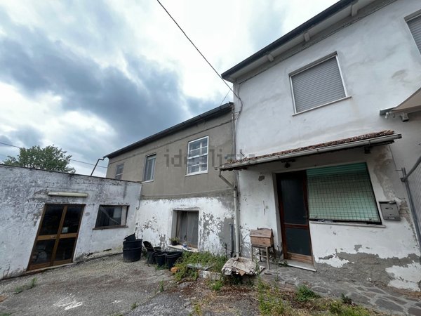 casa indipendente in vendita a Santarcangelo di Romagna