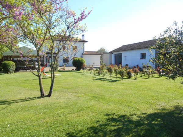 casa indipendente in vendita a Santarcangelo di Romagna
