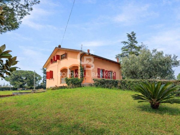 casa indipendente in vendita a Santarcangelo di Romagna