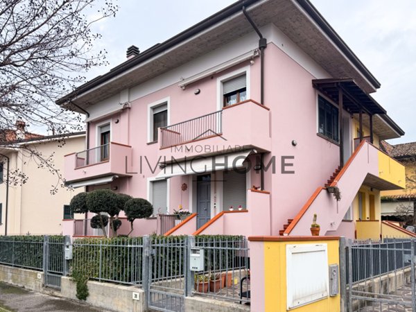 casa semindipendente in vendita a Santarcangelo di Romagna