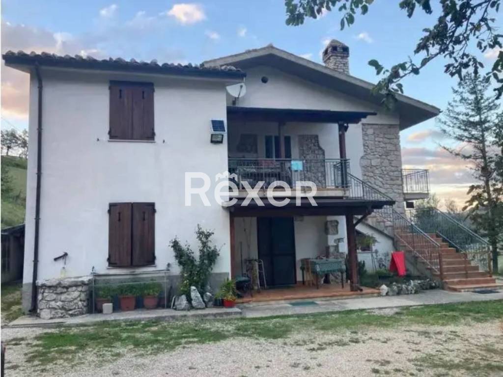 casa indipendente in vendita a Santarcangelo di Romagna in zona San Michele