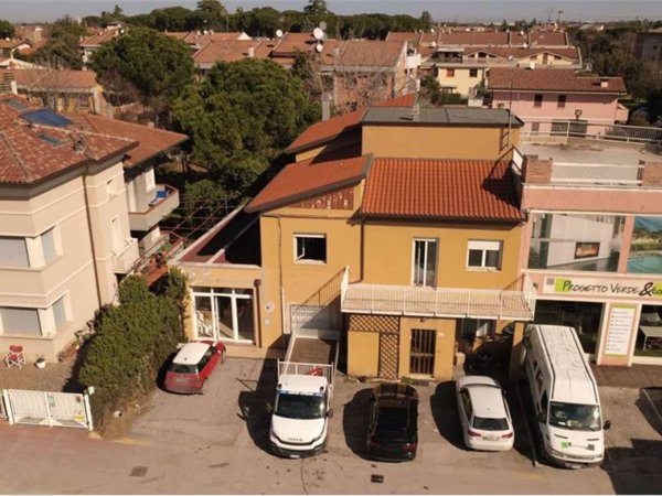 casa indipendente in vendita a Santarcangelo di Romagna