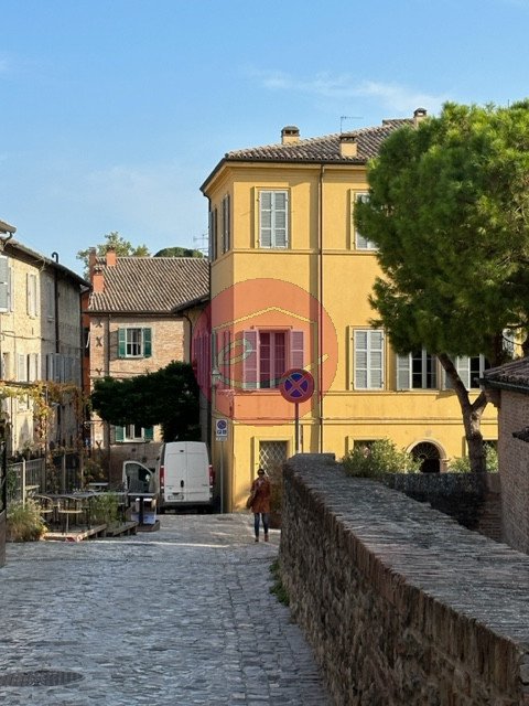 negozio in vendita a Santarcangelo di Romagna