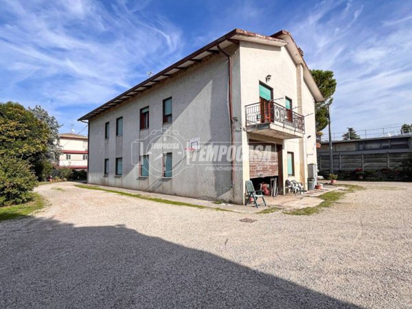 appartamento a Santarcangelo di Romagna in zona San Martino dei Mulini