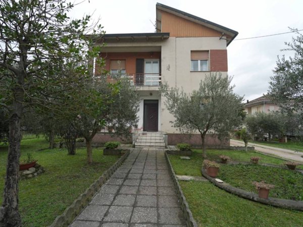 casa indipendente in vendita a Santarcangelo di Romagna in zona San Michele