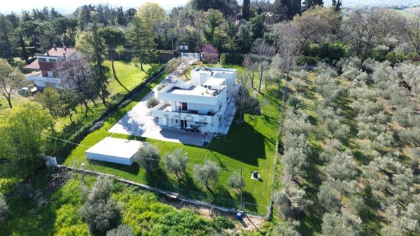 casa indipendente in vendita a Santarcangelo di Romagna