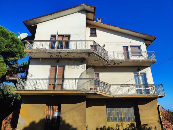 casa indipendente in vendita a Santarcangelo di Romagna