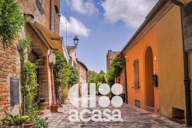 negozio in vendita a Santarcangelo di Romagna in zona San Michele