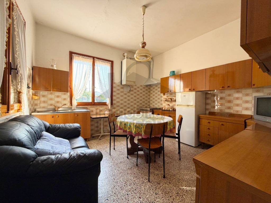 casa indipendente in vendita a Santarcangelo di Romagna in zona Sant'Ermete