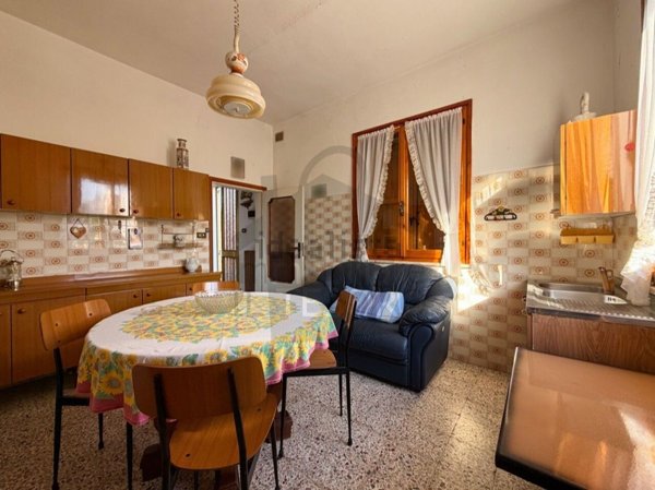 casa semindipendente in vendita a Santarcangelo di Romagna in zona Sant'Ermete