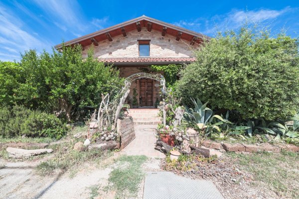 casa indipendente in vendita a Santarcangelo di Romagna