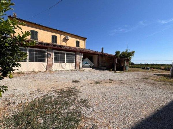 casa indipendente in vendita a Santarcangelo di Romagna in zona Canonica