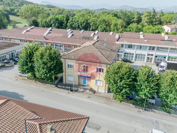 ufficio in vendita a Santarcangelo di Romagna