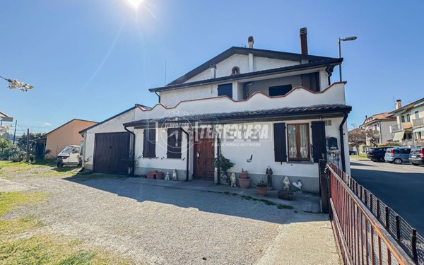 appartamento in vendita a Santarcangelo di Romagna in zona San Vito