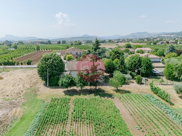 casa indipendente in vendita a Santarcangelo di Romagna