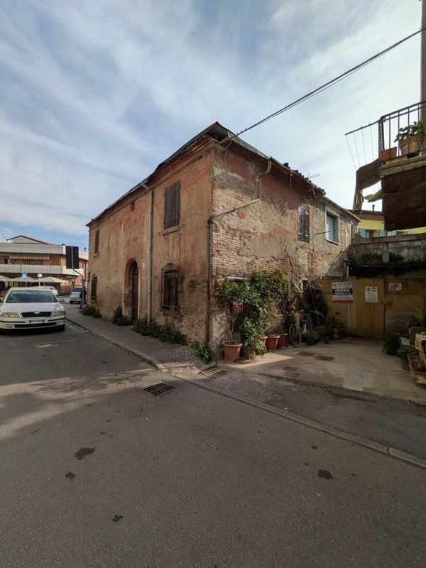 casa indipendente in vendita a Santarcangelo di Romagna
