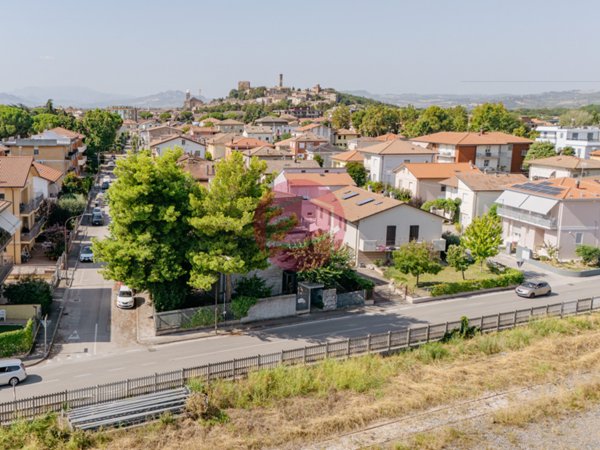 casa indipendente in vendita a Santarcangelo di Romagna