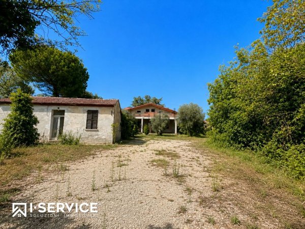 casa indipendente in vendita a Santarcangelo di Romagna