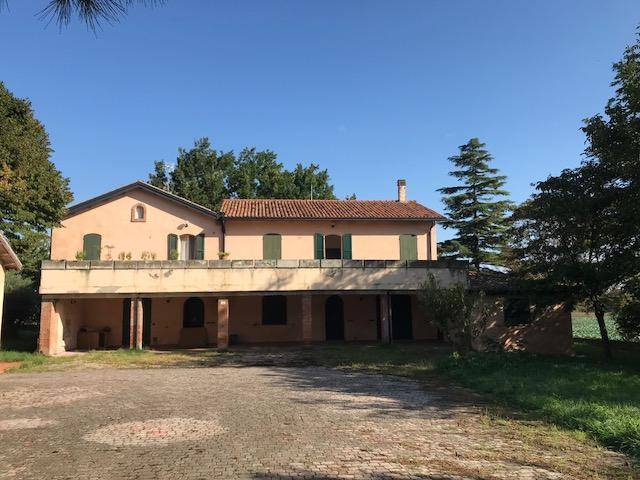 casa indipendente in vendita a Santarcangelo di Romagna