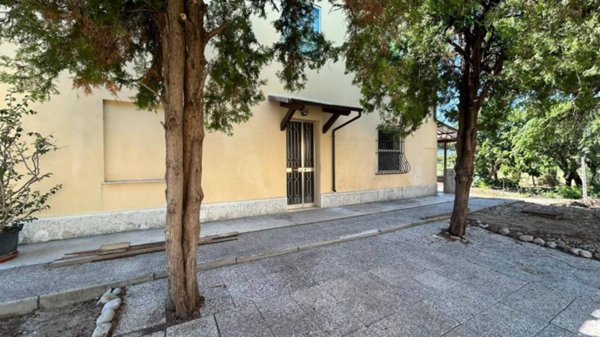 intera palazzina in vendita a Santarcangelo di Romagna