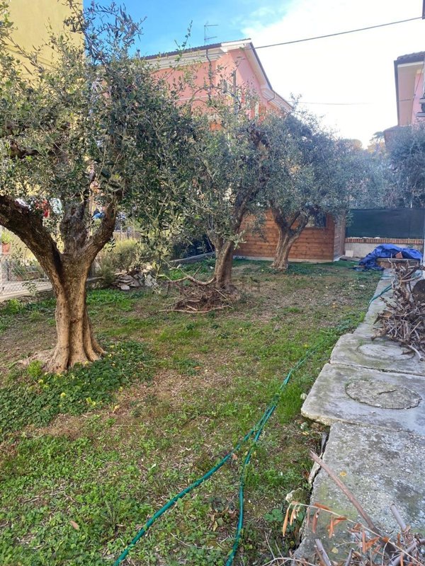 casa indipendente in vendita a Verucchio in zona Villa Verucchio