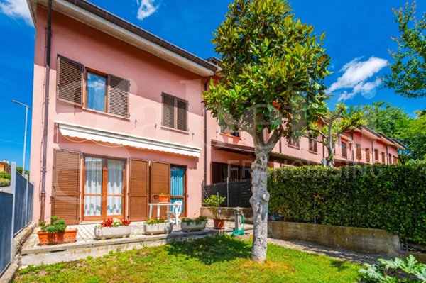 casa indipendente in vendita a Verucchio
