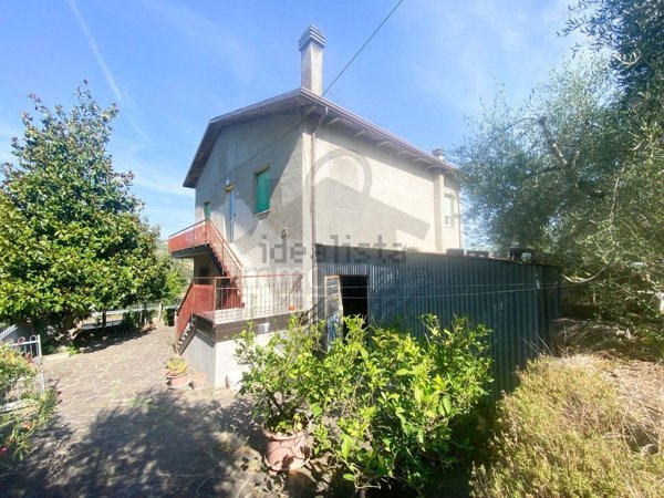 casa indipendente in vendita a Verucchio in zona Ponte Verucchio