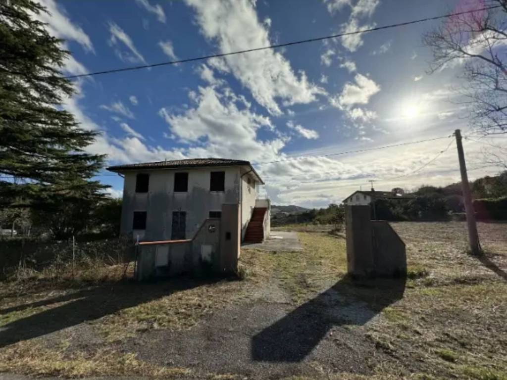 casa indipendente in vendita a Verucchio in zona Villa Verucchio
