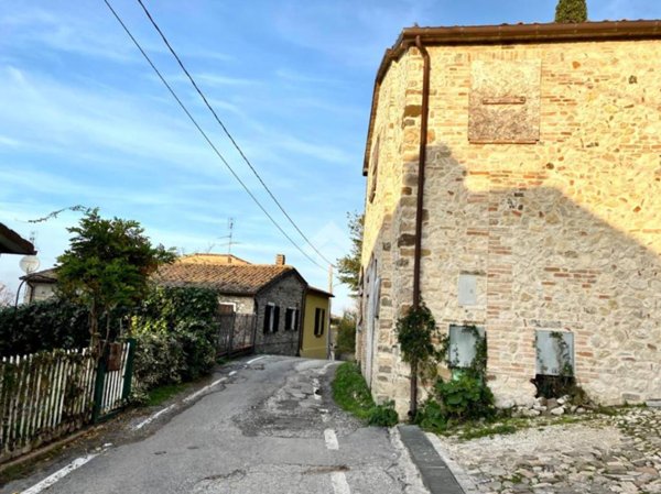 casa indipendente in vendita a Verucchio