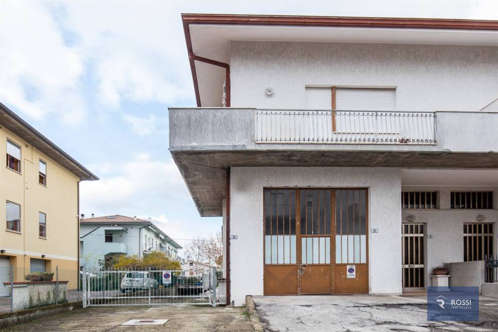 casa indipendente in vendita a Verucchio in zona Villa Verucchio
