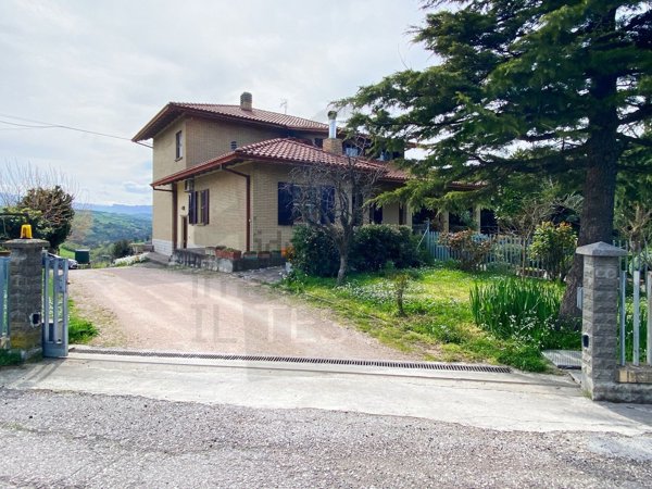 appartamento in vendita a Verucchio in zona Villa Verucchio