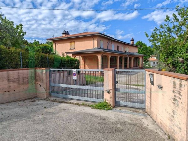 casa indipendente in vendita a Verucchio