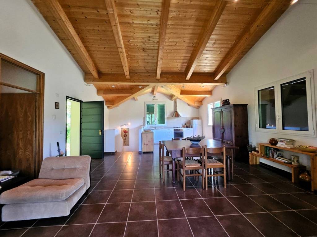 casa indipendente in vendita a Verucchio