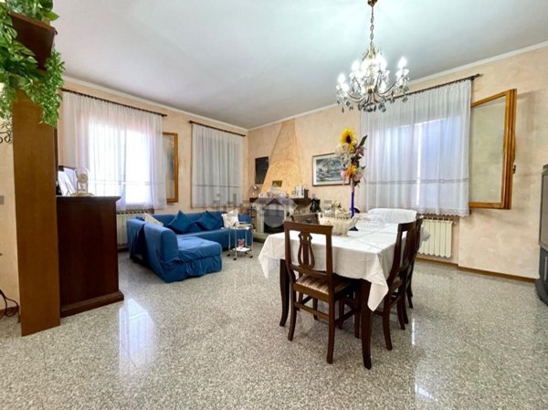 casa indipendente in vendita a Verucchio in zona Villa Verucchio