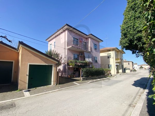 casa indipendente in vendita a Verucchio in zona Villa Verucchio