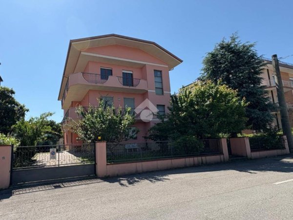 casa indipendente in vendita a Verucchio in zona Villa Verucchio