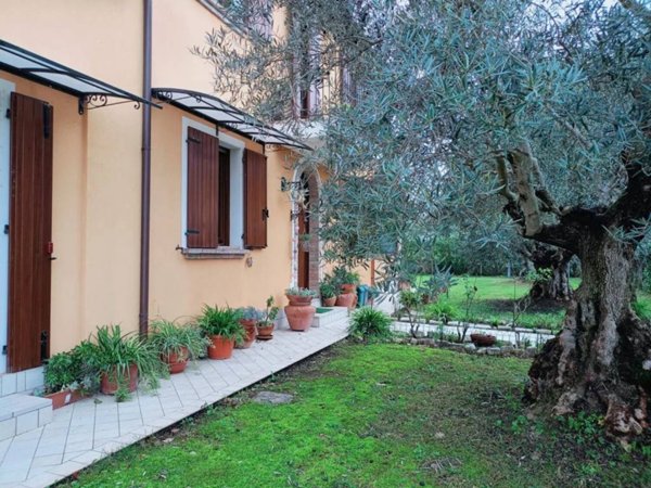 casa indipendente in vendita a Verucchio