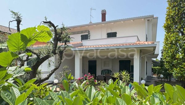 casa indipendente in vendita a Verucchio in zona Villa Verucchio