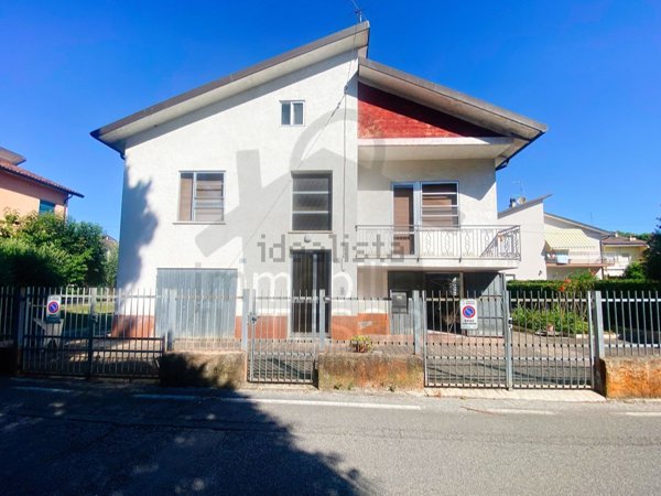 casa indipendente in vendita a Verucchio in zona Villa Verucchio