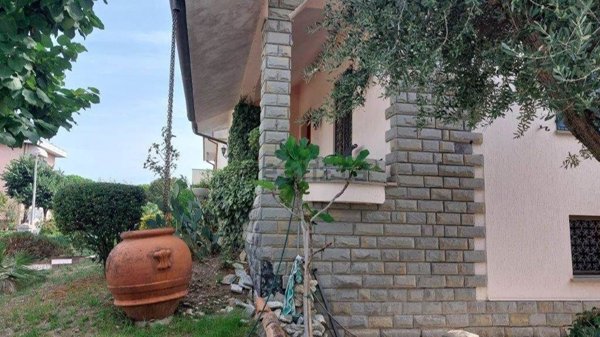 casa indipendente in vendita a Verucchio in zona Villa Verucchio