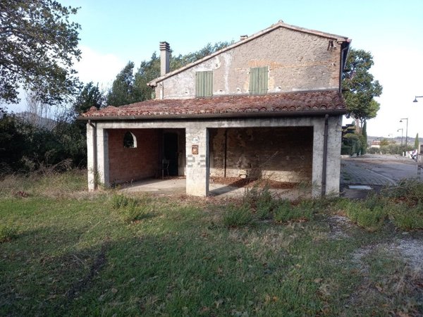 casa indipendente in vendita a Verucchio in zona Villa Verucchio
