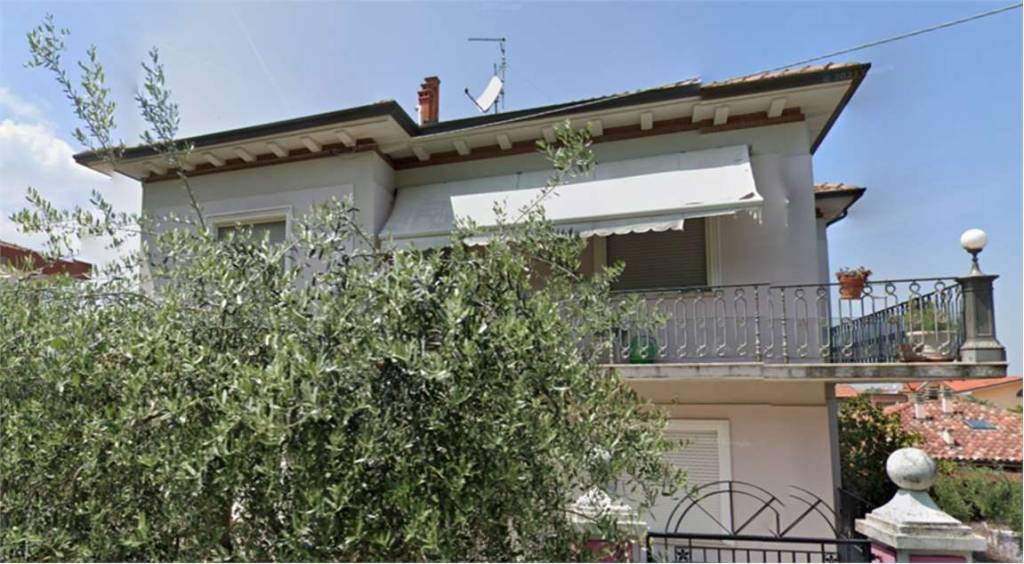 casa indipendente in vendita a Verucchio in zona Villa Verucchio