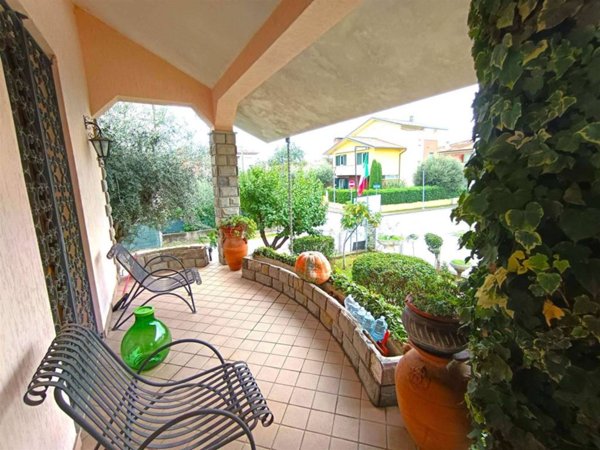 casa indipendente in vendita a Verucchio in zona Villa Verucchio