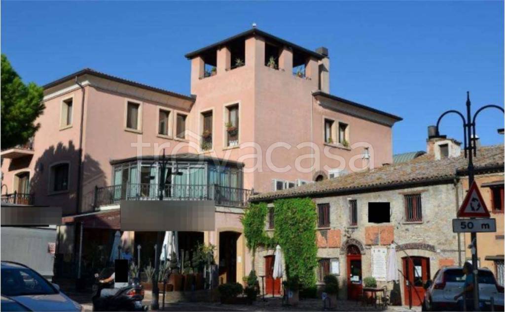 negozio in vendita a Verucchio in zona Villa Verucchio