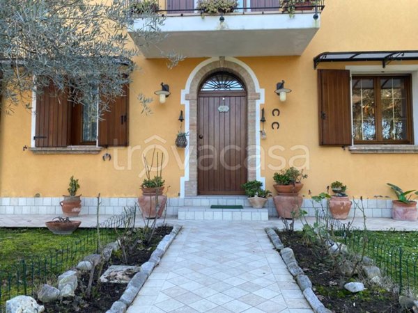 casa indipendente in vendita a Verucchio