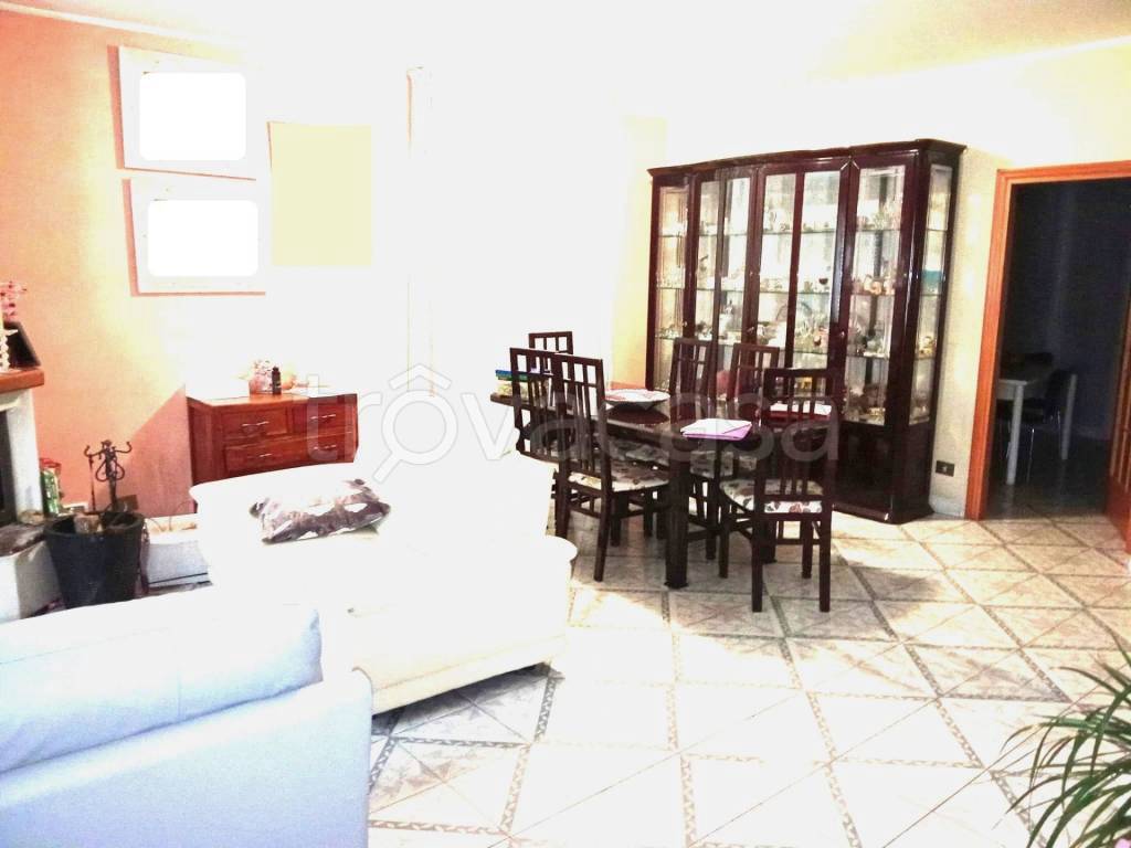 casa indipendente in vendita a Verucchio in zona Villa Verucchio