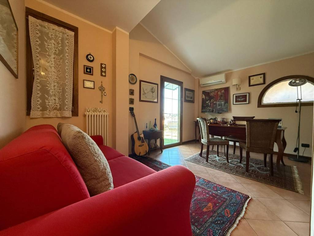 casa indipendente in vendita a Verucchio