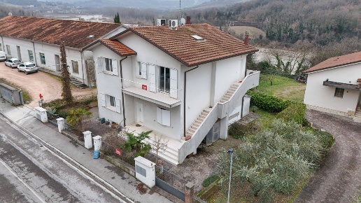 casa indipendente in vendita a Verucchio in zona Ponte Verucchio