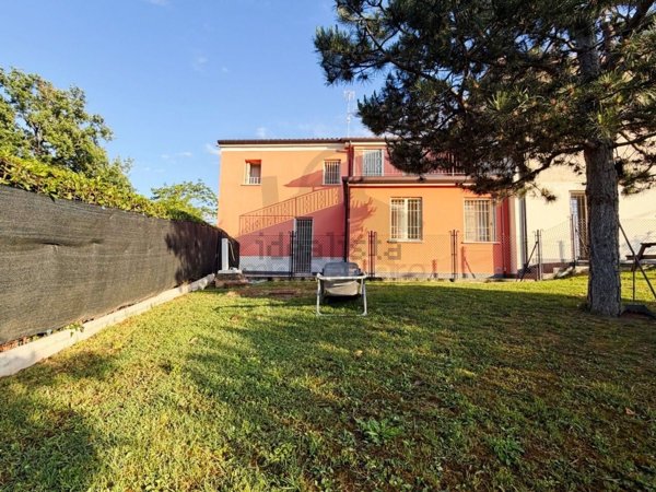 casa indipendente in vendita a Verucchio in zona Villa Verucchio