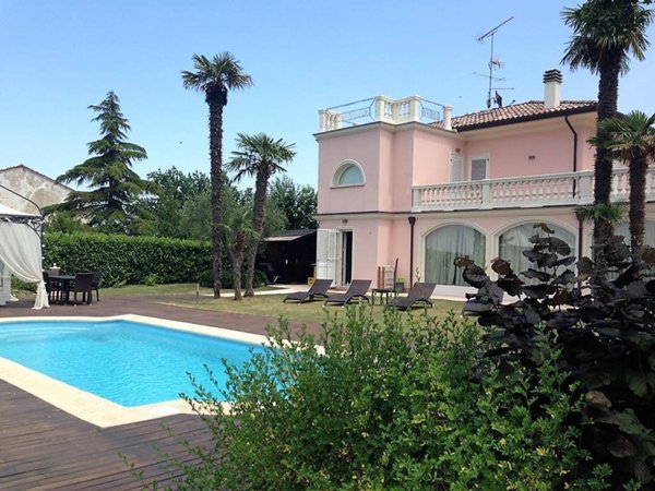casa indipendente in vendita a Verucchio